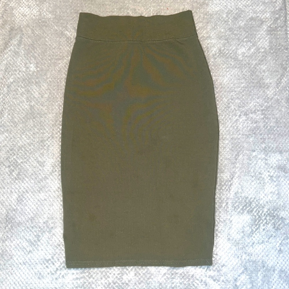 Green Midi Pencil Skirt - Sweet Heart
